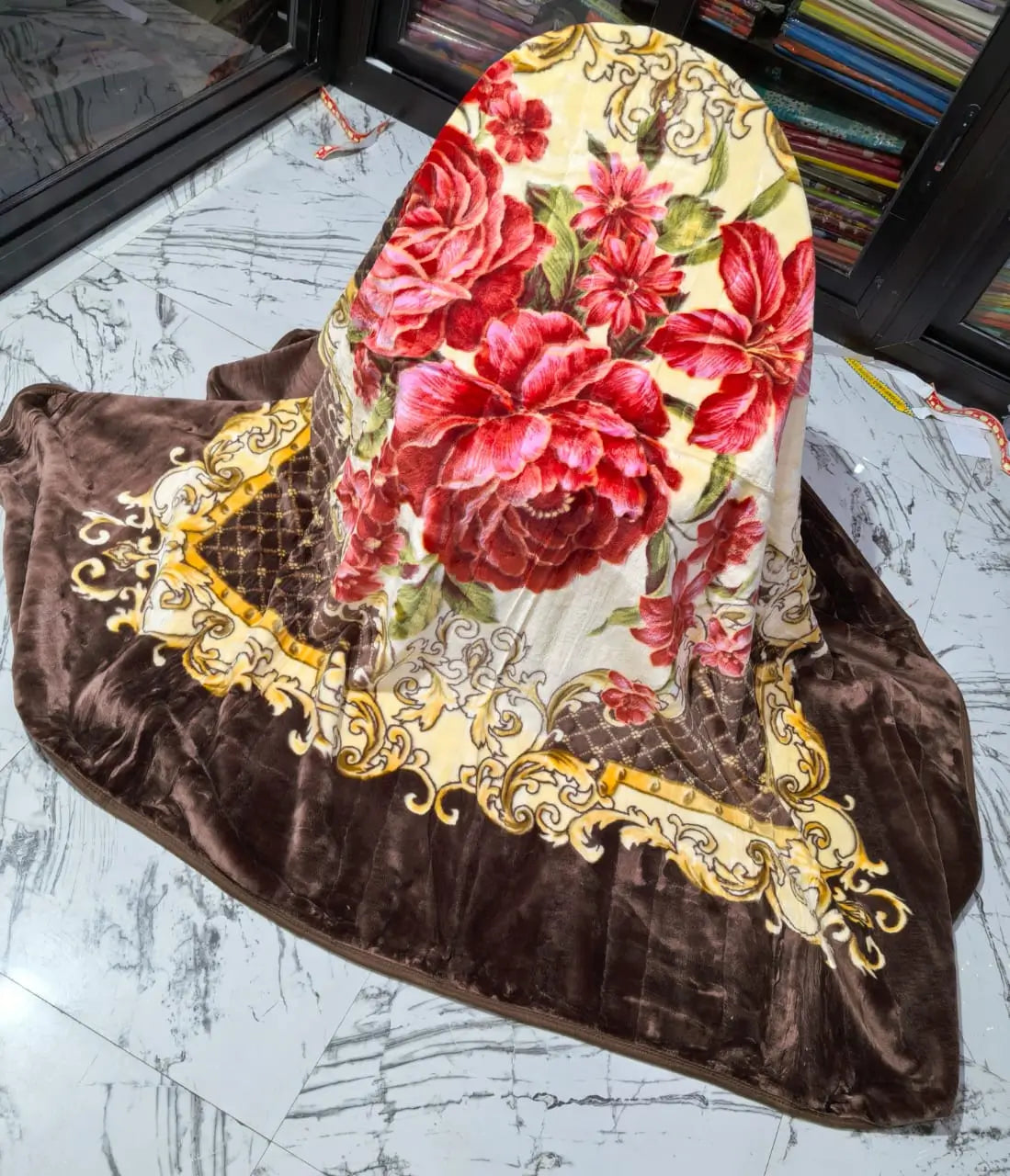 🥶 Couverture Hiver Luxe™ – Douce, épaisse et incroyablement chaude